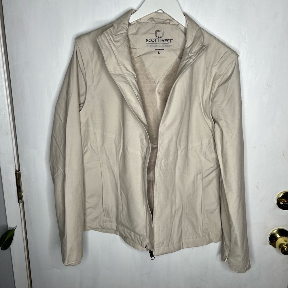 SCOTTeVEST Standard Travel Jacket for Women - 25 Hidden Pockets - Breathable